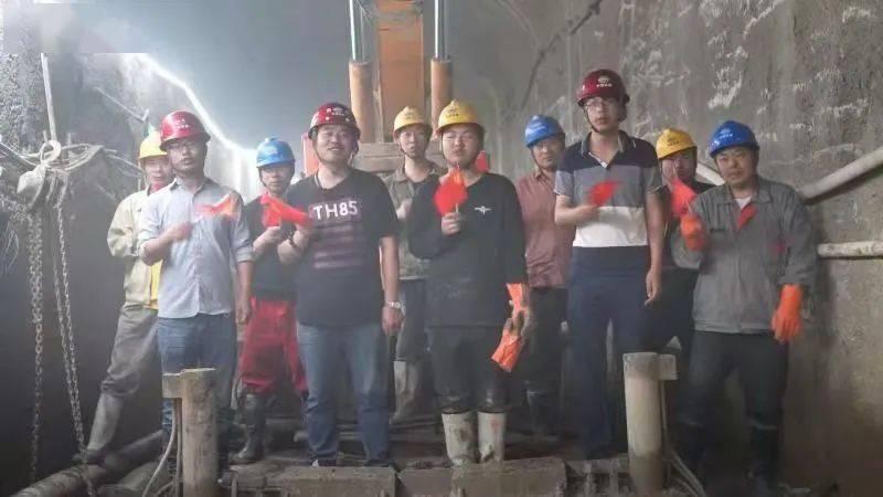 阴暗森林