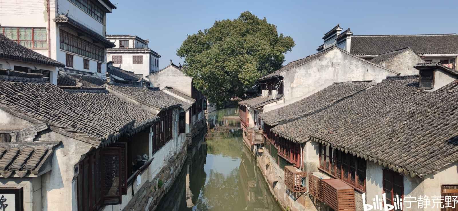 梦见去看死去的哥哥过的好不好？