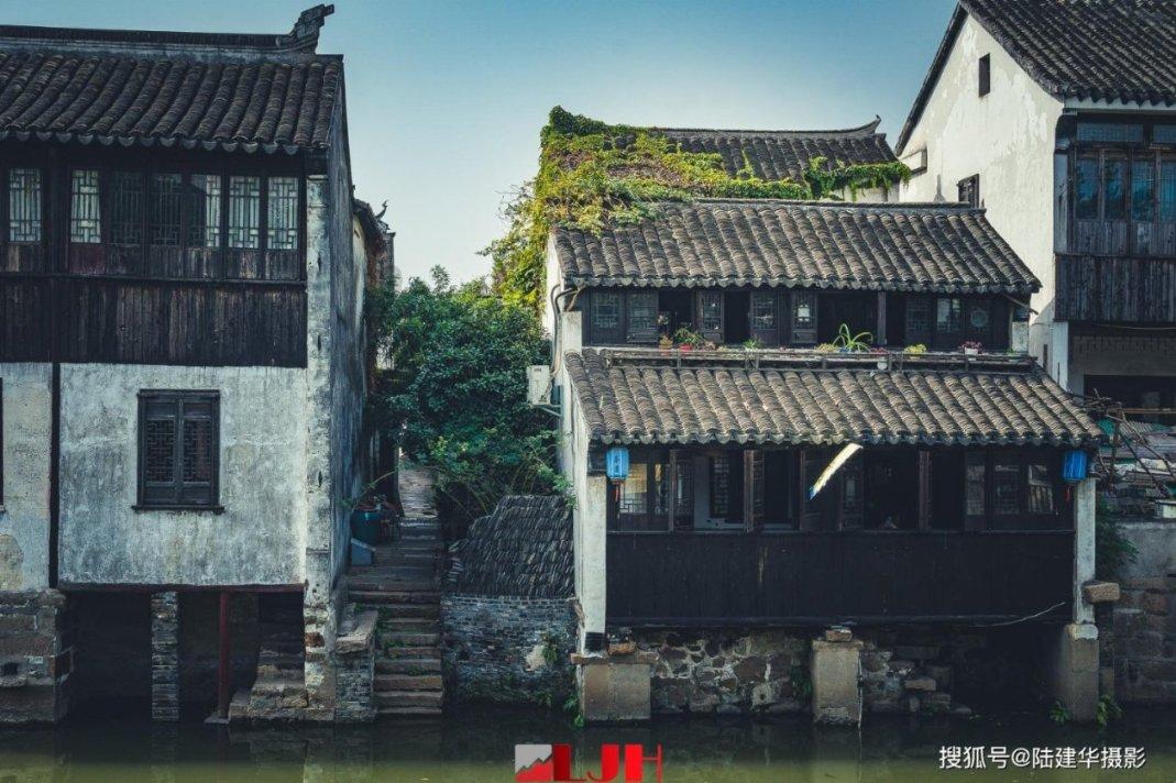 在同一个表上添加多列索引时索引名字可以重复吗?游戏画面